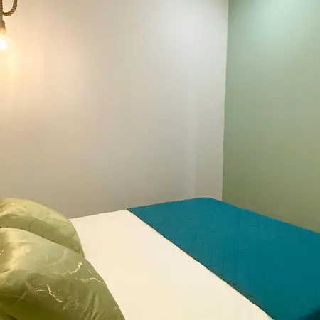 Apartment The Apex